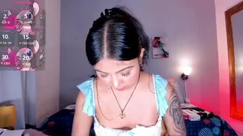 Snapshot of kimtayloor chatting on 05.19.26 Kim online show from 05.19.26