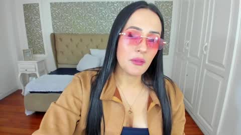 Kim online show from 05.19.26