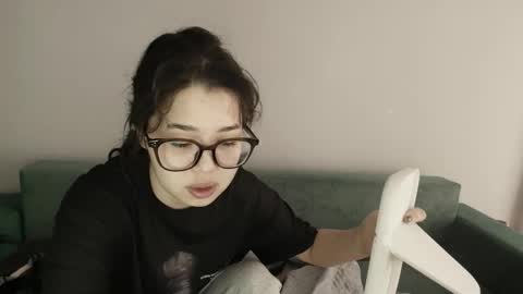 Kimi online show from 05.21.26
