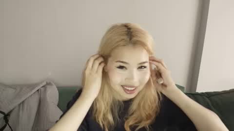 Kimi online show from 06.23.26