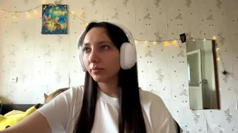 Snapshot of kinacolton chatting on 05.19.26 Jenny online show from 05.19.26