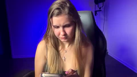 Snapshot of kinci06 chatting on 03.05.25 kinci06 online show from 03.05.25