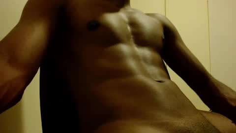 Snapshot of kinda_horny_right_now chatting on 02.06.25 Isaac online show from 02.06.25
