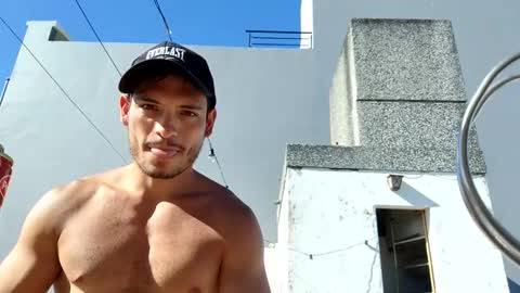 Snapshot of kinftt chatting on 10.01.25 kinftt online show from 10.01.25