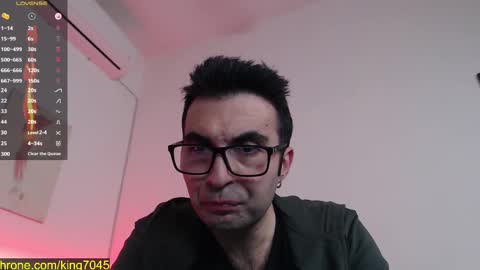 Snapshot of king7045 chatting on 03.08.25 king7045 online show from 03.08.25