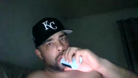 Snapshot of king_9thickxx chatting on 05.12.26 king_9thickxx online show from 05.12.26