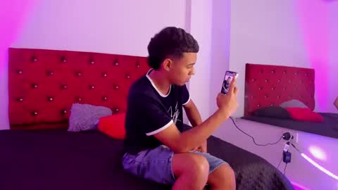 Snapshot of king_ares1 chatting on 11.17.25 king_ares1 online show from 11.17.25