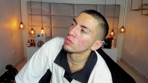 King Dante  online show from 02.25.25