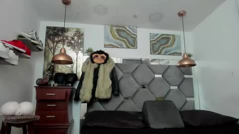 HOT MEN BLACK online show from 11.15.25