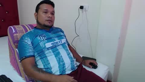 Snapshot of king_leo3 chatting on 01.07.26 King LEO online show from 01.07.26