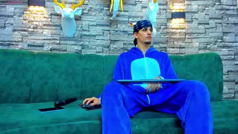 king voy online show from 11.15.25