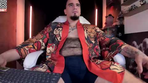 King Bear online show from 03.20.26