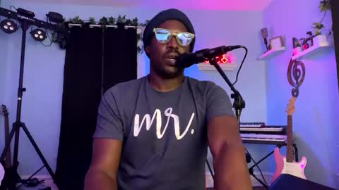 Snapshot of kingcorbra chatting on 12.10.24 KC online show from 12.10.24