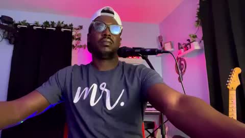 Snapshot of kingcorbra chatting on 12.15.24 KC online show from 12.15.24