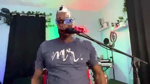 Snapshot of kingcorbra chatting on 01.14.25 KC online show from 01.14.25