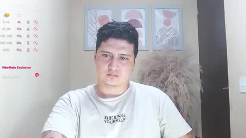 Snapshot of kingdominico chatting on 01.20.25 kingdominico online show from 01.20.25