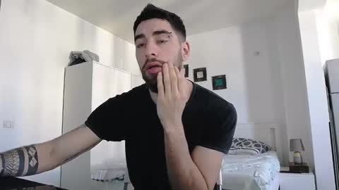 KingKarlos  online show from 03.04.25