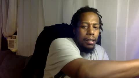 Snapshot of kinglibra420 chatting on 12.02.24 loyal fuck online show from 12.02.24