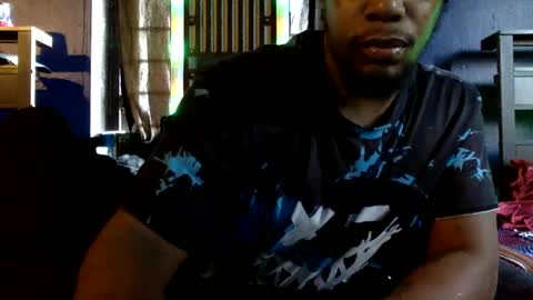 Snapshot of kinglibra420 chatting on 01.08.25 loyal fuck online show from 01.08.25