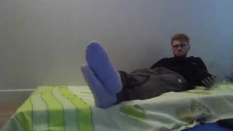 Snapshot of kingoffootfetish chatting on 02.15.25 Master King Tommy online show from 02.15.25