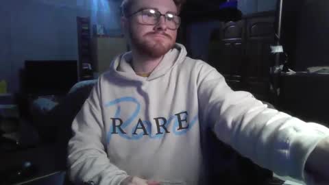 Snapshot of kingoffootfetish chatting on 02.22.25 Master King Tommy online show from 02.22.25