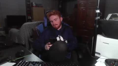 Snapshot of kingoffootfetish chatting on 02.26.25 Master King Tommy online show from 02.26.25