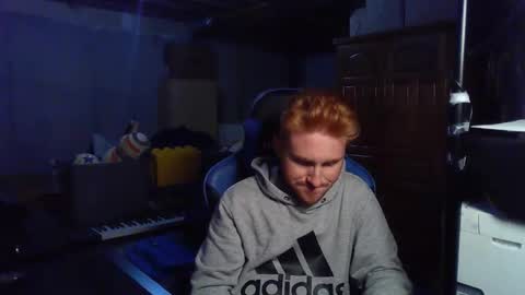 Snapshot of kingoffootfetish chatting on 11.21.25 Master King Tommy online show from 11.21.25