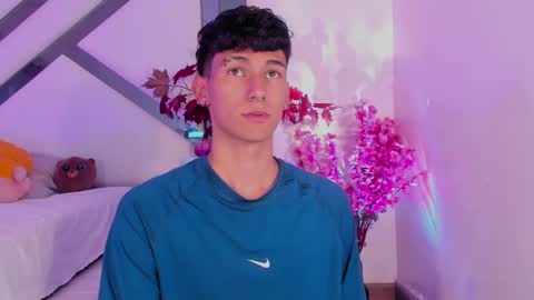  A L E X  online show from 01.13.25