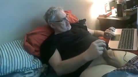 kingtongue10 online show from 01.14.25