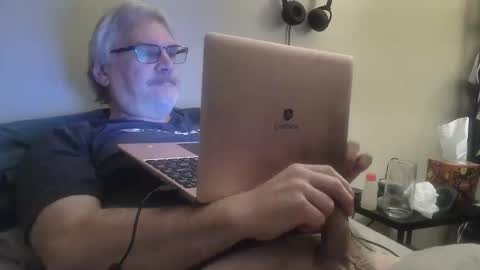 kingtongue10 online show from 04.07.26