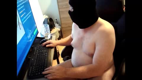 Snapshot of kink173 chatting on 09.17.25 kink173 online show from 09.17.25