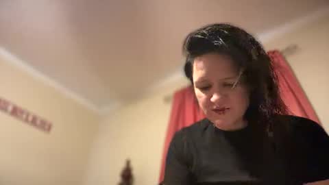 Snapshot of kinkbitch25 chatting on 01.20.25 Kinkbitch online show from 01.20.25