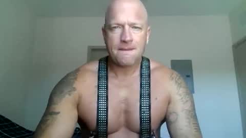 Snapshot of kinksub4use chatting on 10.15.25 Kink Sub online show from 10.15.25