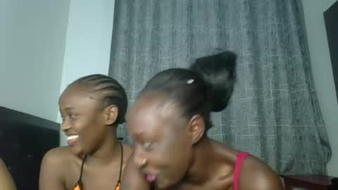 kinky_leila online show from 06.13.26