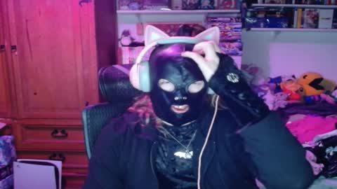 kinky_miku online show from 11.22.25