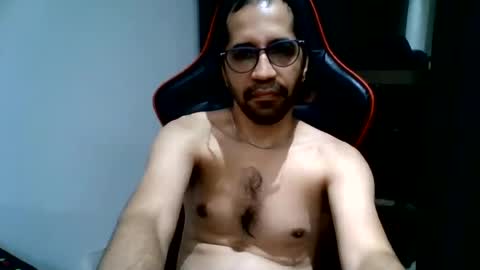 Snapshot of kinky_one1 chatting on 08.02.26 kinky_one1 online show from 08.02.26