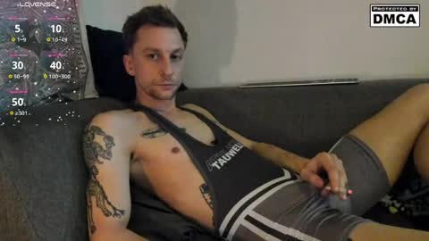 Snapshot of kinky_spidey chatting on 05.03.26 kinky_spidey online show from 05.03.26