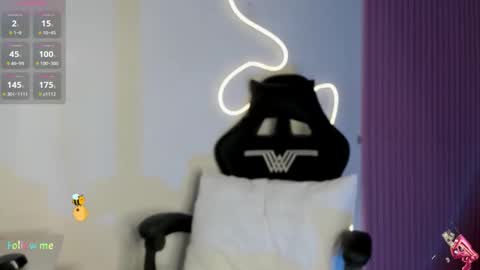 Snapshot of kinky_yeyns chatting on 02.12.26 kinky yeyns online show from 02.12.26