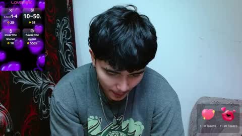 Snapshot of kinkybabies_ chatting on 02.17.25 Mercury online show from 02.17.25