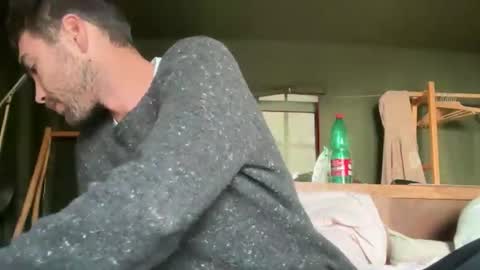 Snapshot of kinkyboyy31 chatting on 11.10.25 M online show from 11.10.25