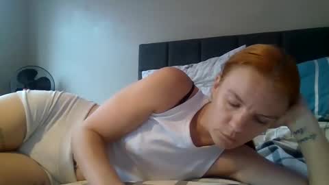 Snapshot of kinkycouple382541 chatting on 09.11.25 kinkycouple382541 online show from 09.11.25