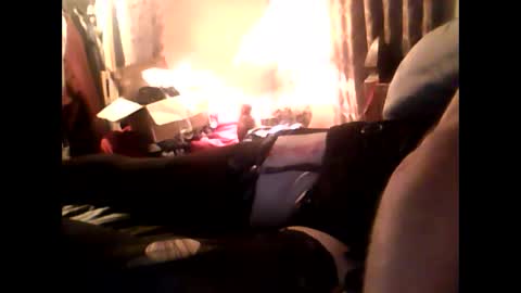 Snapshot of kinkycouple4youtosee1111 chatting on 10.02.25 Bambi Lynn online show from 10.02.25