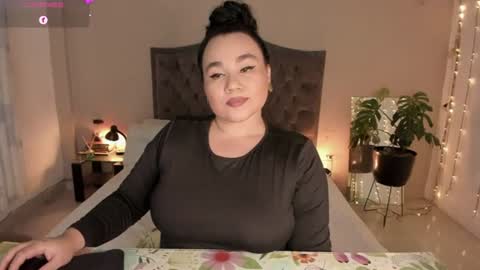 Snapshot of kinkyelise chatting on 07.09.26 Jenny online show from 07.09.26