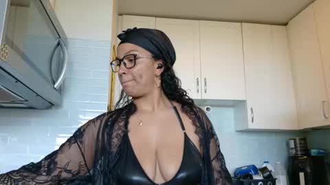 Snapshot of kinkykatt557616 chatting on 05.31.26 kinkykatt557616 online show from 05.31.26