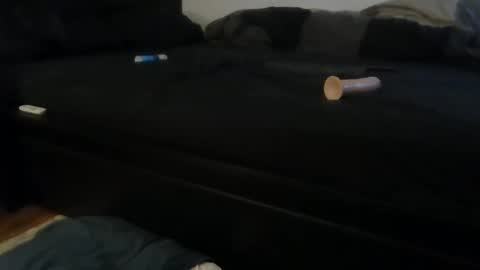 Snapshot of kinkysubmtl chatting on 12.22.24 kinkysubmtl online show from 12.22.24