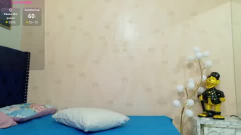 kinkyymommyyy online show from 06.17.26