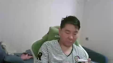 Snapshot of kioto795 chatting on 02.25.26 kioto795 online show from 02.25.26