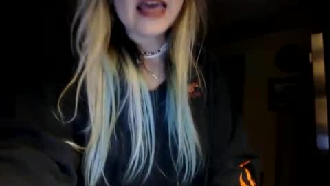 Kipsy Rose online show from 09.18.25