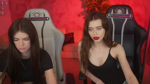 Sweet girls online show from 06.06.26