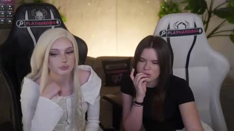 Sweet girls online show from 07.28.26